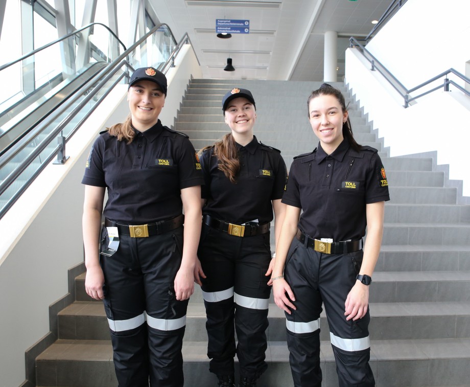 Tollstudenter får uniformer